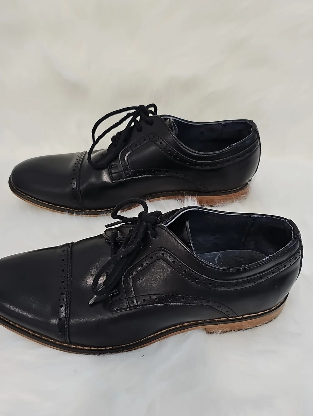 Bruno Marc Black Leather Cap Toe Lace-Up Dress Shoes Boys Sz 5